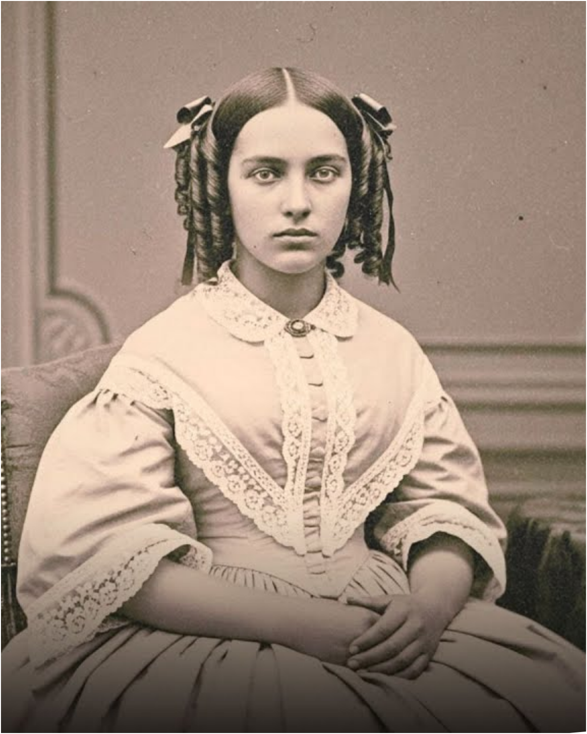 🎰 The Girl Raised as a Plantation ‘Lady’… Who Discovered at 16 She Was Born in the Slave Quarters