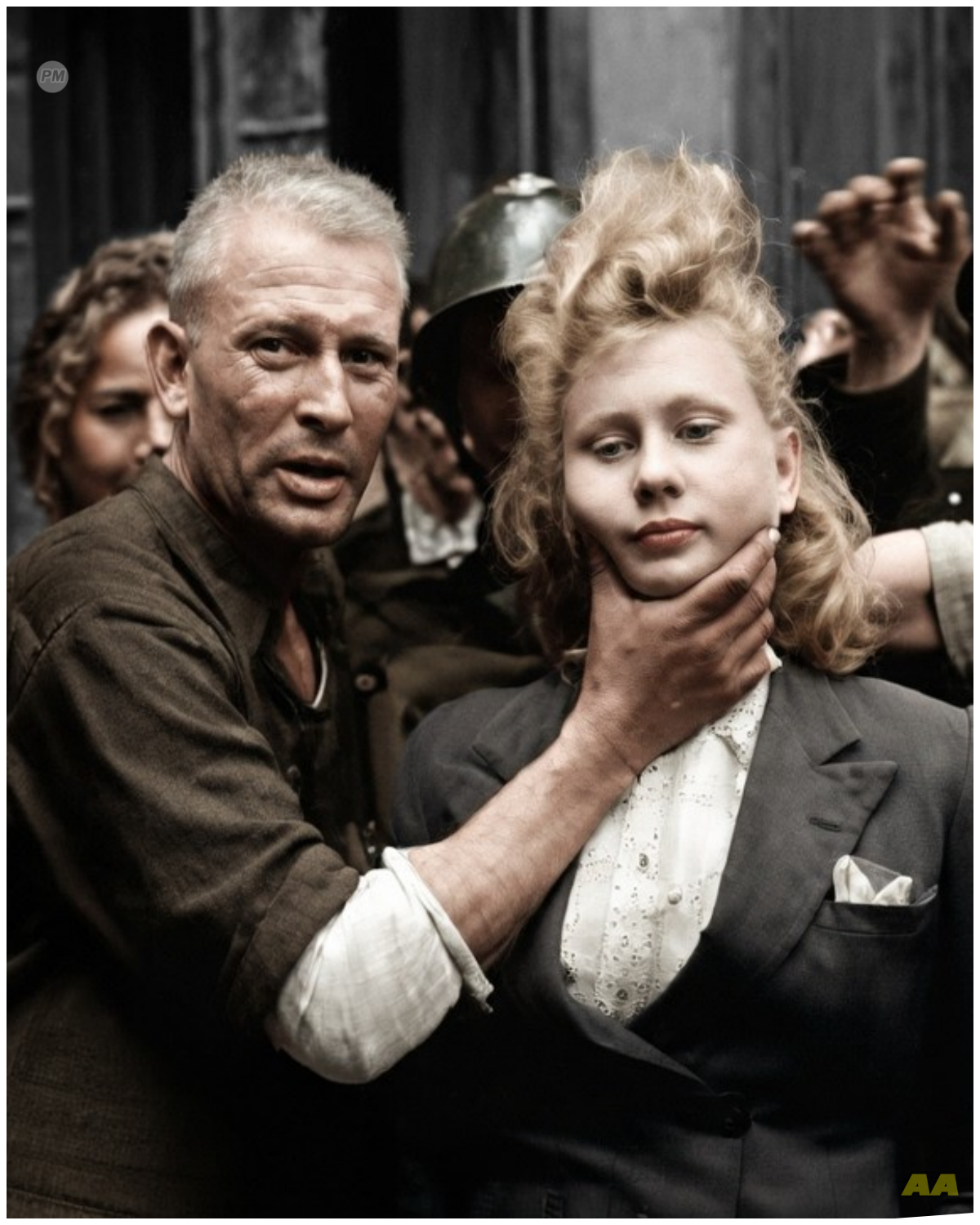 Execution of French Nazi Collaborators: They Trembled and Begged as 5,000 Applauded