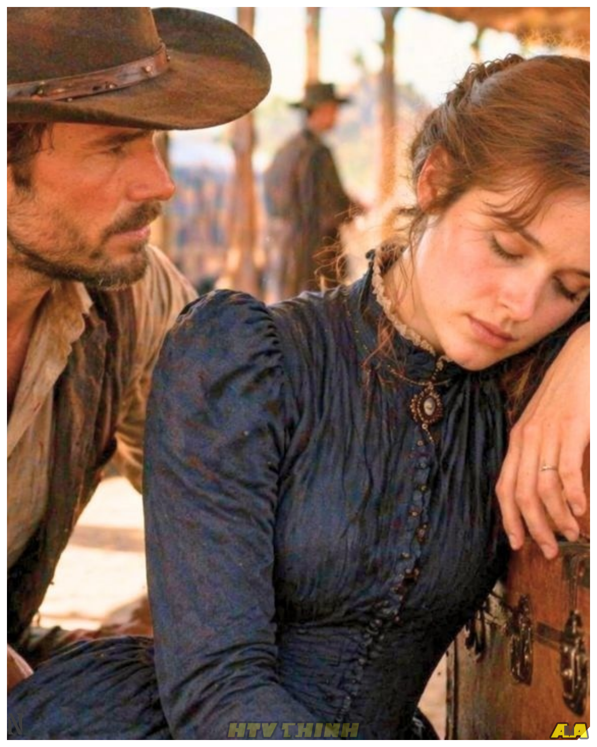 Abandoned at the Station, She Slept Beside Her Luggage — A Cowboy Quietly Lifted Her Into His Wagon